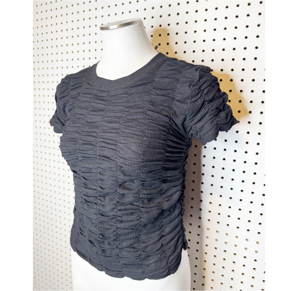 By Anthropologie | Ruched Baby Tee in Black Sz. S - Picture 4 of 10